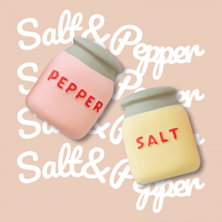 Latex Salt & Pepper Dog Toy Set